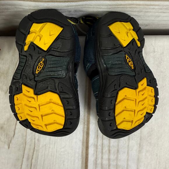 keen toddler newport sandals 4C - Picture 5 of 5